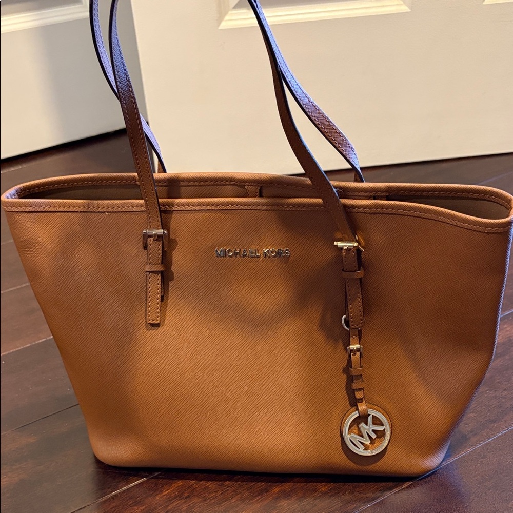 Brown Michael Kors Shoulder Bag